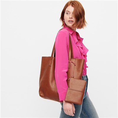 The carryall tote Item AH945