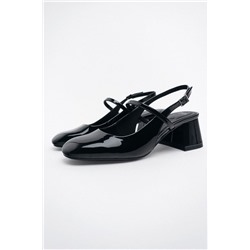 PATENT-FINISH BLOCK-HEEL SHOES