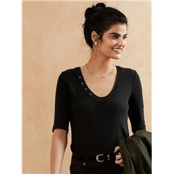Ribbed Scoop-Neck Top