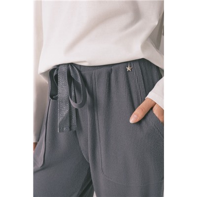 Pantalón largo polar suave textura gris
