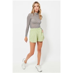 Short - Verde claro