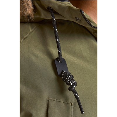 Chaqueta con capucha Caqui