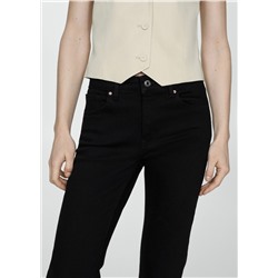 Jeans rectos tiro medio aberturas