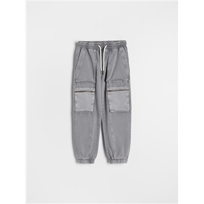 Sporthose mit Taschen