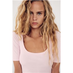SCOOP NECK T-SHIRT