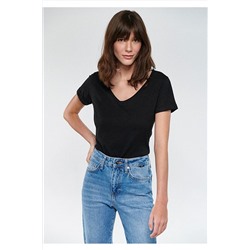 Mavi Lux Touch V Yaka Siyah Modal Tişört Slim Fit / Dar Kesim 166446-900