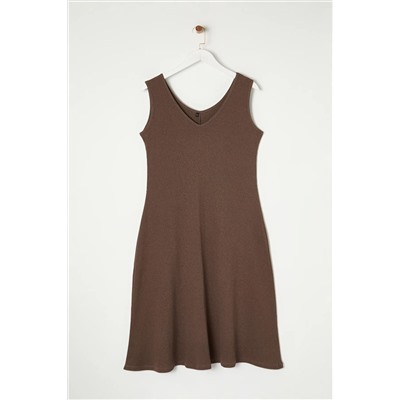 Kahverengi Fitilli A-line Midi Örme Elbise TBBSS24AH00130