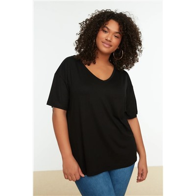 Siyah Yaka Detaylı Örme T-Shirt TBBSS22TS0877