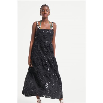 Vestido maxi bordado suizo