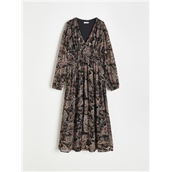 Gemustertes kleid