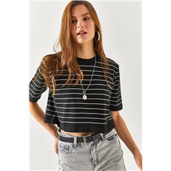 Olalook Kadın Siyah Bisiklet Yaka Çizgili Crop Triko Bluz BLZ-19002353