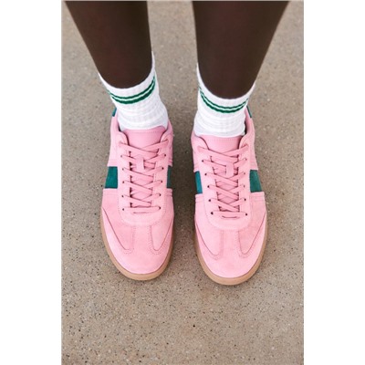 COLOURED TRAINERS