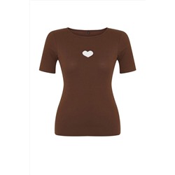 Kahverengi Slim Kalpli Cut-Out Detaylı Fitilli %100 Pamuk Örme Büyük Beden T-shirt TBBSS24BF00006