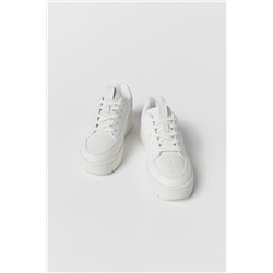 KIDS/ CHUNKY SOLE SNEAKERS