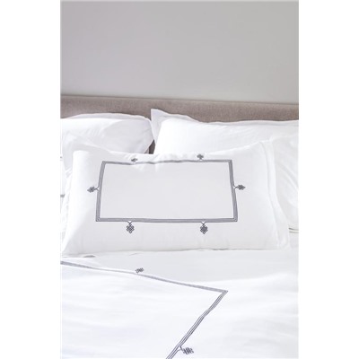 Lilas King Size Nakışlı Nevresim Takımı - Saten