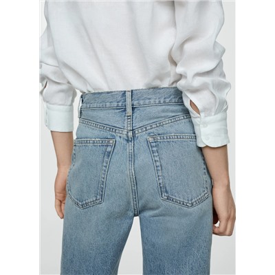 Jeans rectos costuras adelantadas