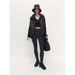 Slim Hose mit Hoher Taille