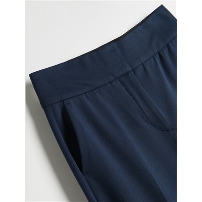 Elegante Hose mit Bügelfalte
