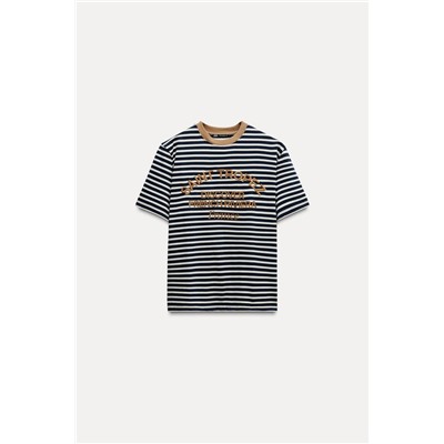 CAMISETA RAYAS TEXTO BORDADO