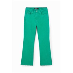 Pantalón tobillero acampanado