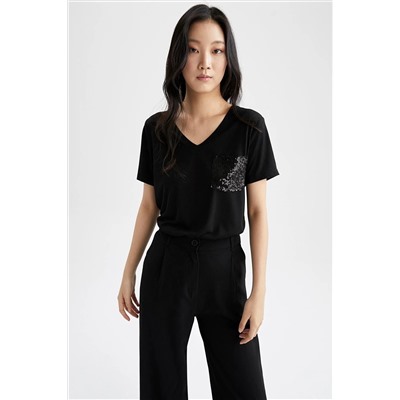 Defacto Regular Fit V Yaka Kısa Kollu Tişört U3769AZ22SM