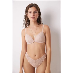 Tanga encaje rosa