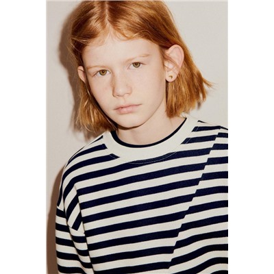 STRIPED SWEATSHIRT