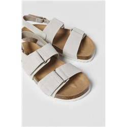 KIDS/ SANDALIA PIEL