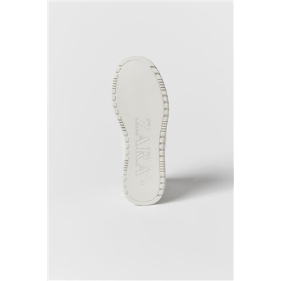 KIDS/ CHUNKY SOLE SNEAKERS