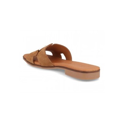 105 - BDA
                SANDALIAS PLANAS