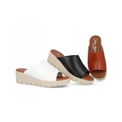 3150 - DIGO DIGO
                SANDALIAS DE CUÑA
