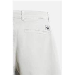 PANTALÓN CHINO
