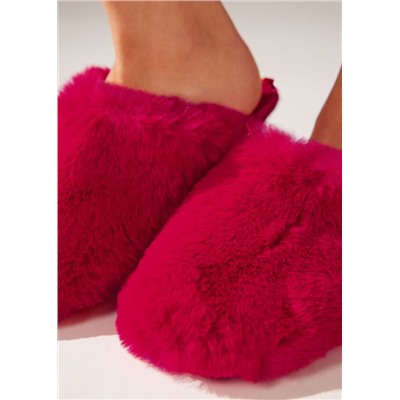 Pantoffeln aus Soft-Teddy-Gewebe leuchtend rot