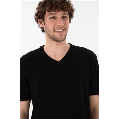 Erkek Regular Fit  V Yaka Siyah Basic Tişört