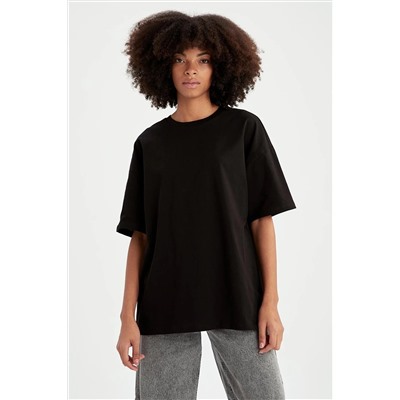 Defacto Oversize Fit Pamuklu Kısa Kollu Basic Tişört V4136AZ22SP