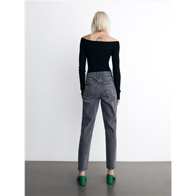 Jeans im Mom-Fit mit Elastanmischung
