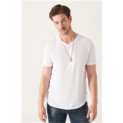 Avva Beyaz Ultrasoft V Yaka Düz Regular Fit Modal T-shirt B001173