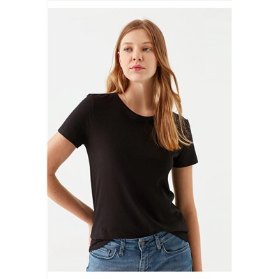 Mavi Bisiklet Yaka Siyah Tişört Slim Fit / Dar Kesim 8816090-900