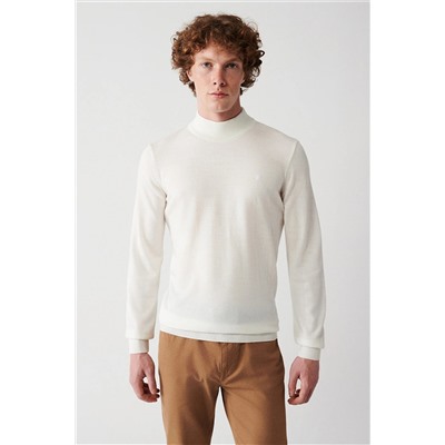 Avva Erkek Beyaz Yarım Balıkçı Yaka Tüylenmeyen Standart Fit Normal Kesim Unisex Triko Kazak E005001