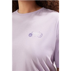 Mor Yıkamalı Sırt Baskılı Geniş Kalıp %100 Pamuk Örme bÜyük Beden Tshirt TBBSS25BF00006