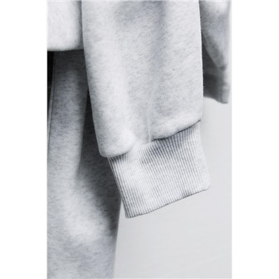 KNOTTED PLUSH SWEATSHIRT