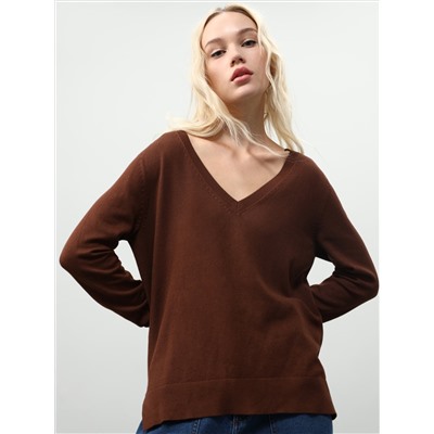 V-NECK SWEATER