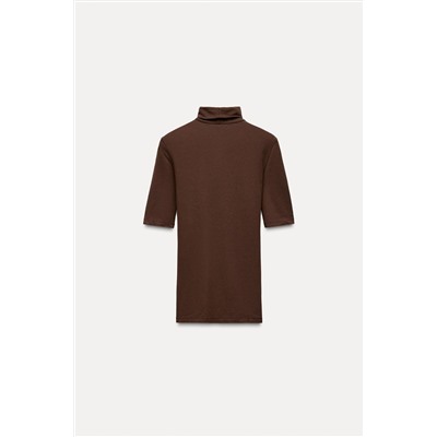 TURTLENECK T-SHIRT
