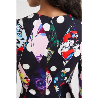 Vestido slim corto rombos