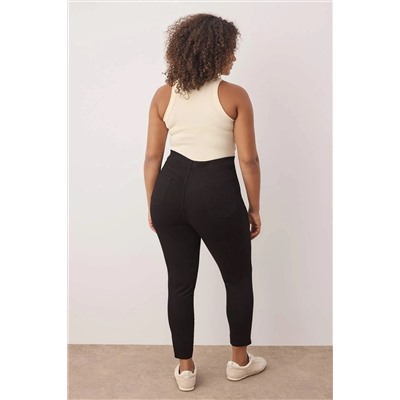 Siyah Tayt Görünümlü Ektra Esnek Skinny Jeans TBBSS24CJ00034