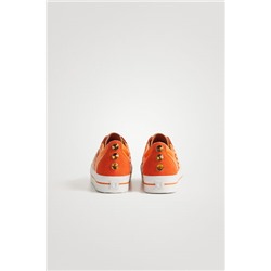 Zapatilla con cinta étnica