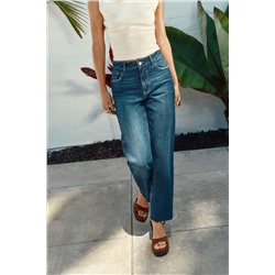 Z1975 HIGH-WAIST SLIM ANKLE JEANS