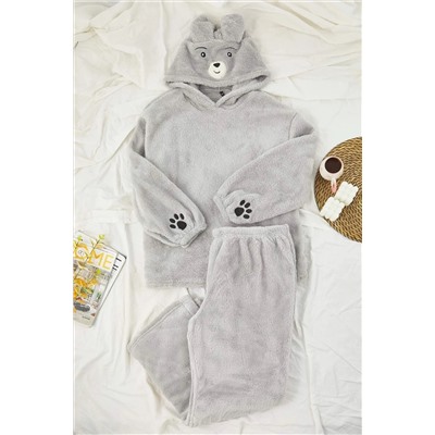 Gri Kapüşonlu ve Nakışlı Wellsoft Kışlık Örme Pijama Takımı TBBAW26AI00008