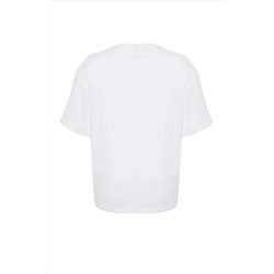 Beyaz Kalp Aksesuar Detaylı Oversize %100 Pamuk Örme T-shirt TBBSS24BF00008