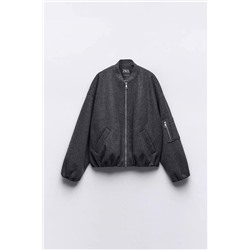 Zara  ♥️ куртка/бомбер в европейском и американском стиле… скажу сразу, на видео обманула 🙈 коллекция 2023 и цена на оф сайте около 9000